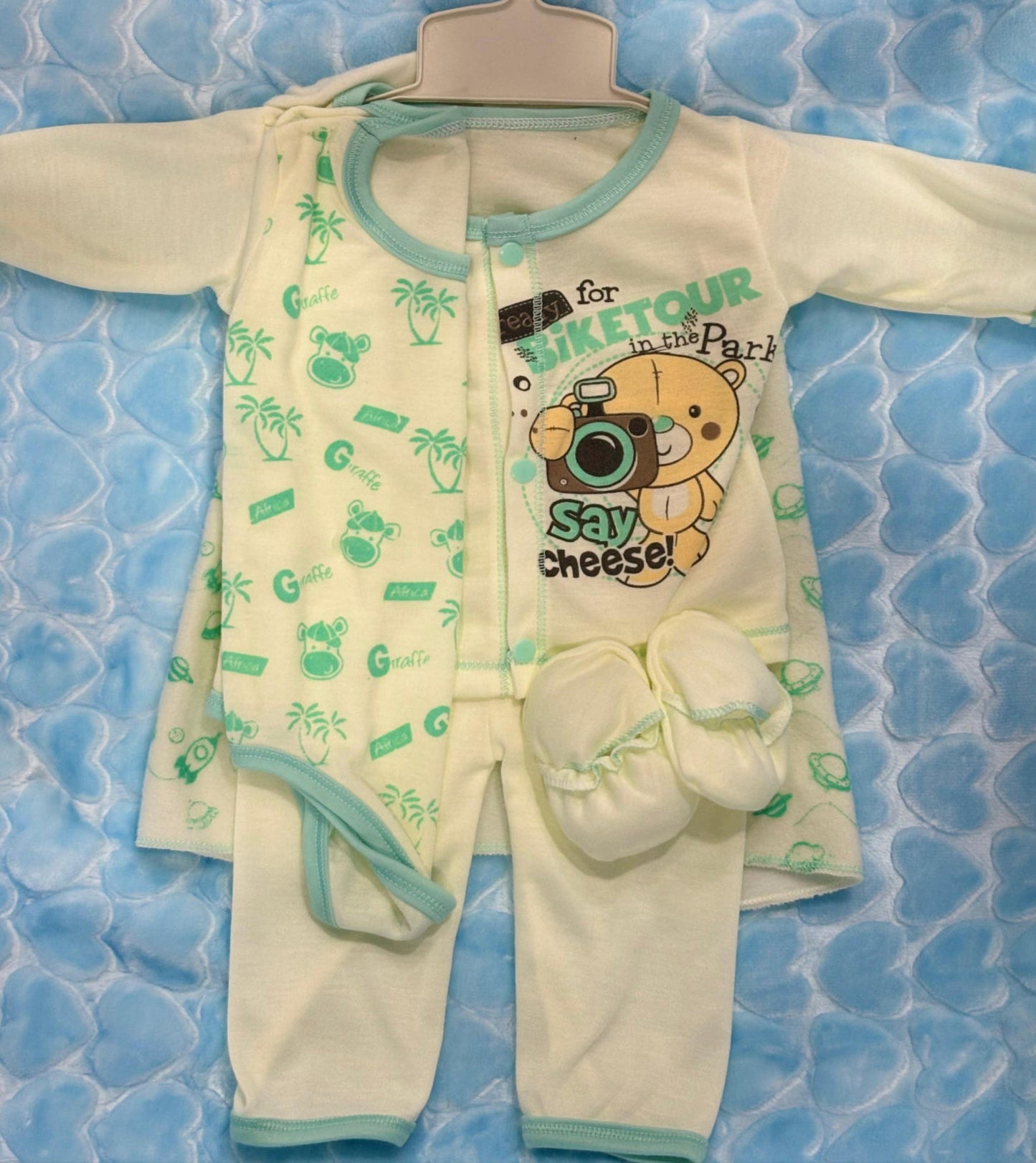 SET DE 4 PIEZAS PARA TU BEBÉ